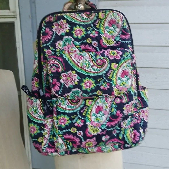 Vera BRADLEY Vibrant‎ Paisley Women's Backpack. Multi-colored